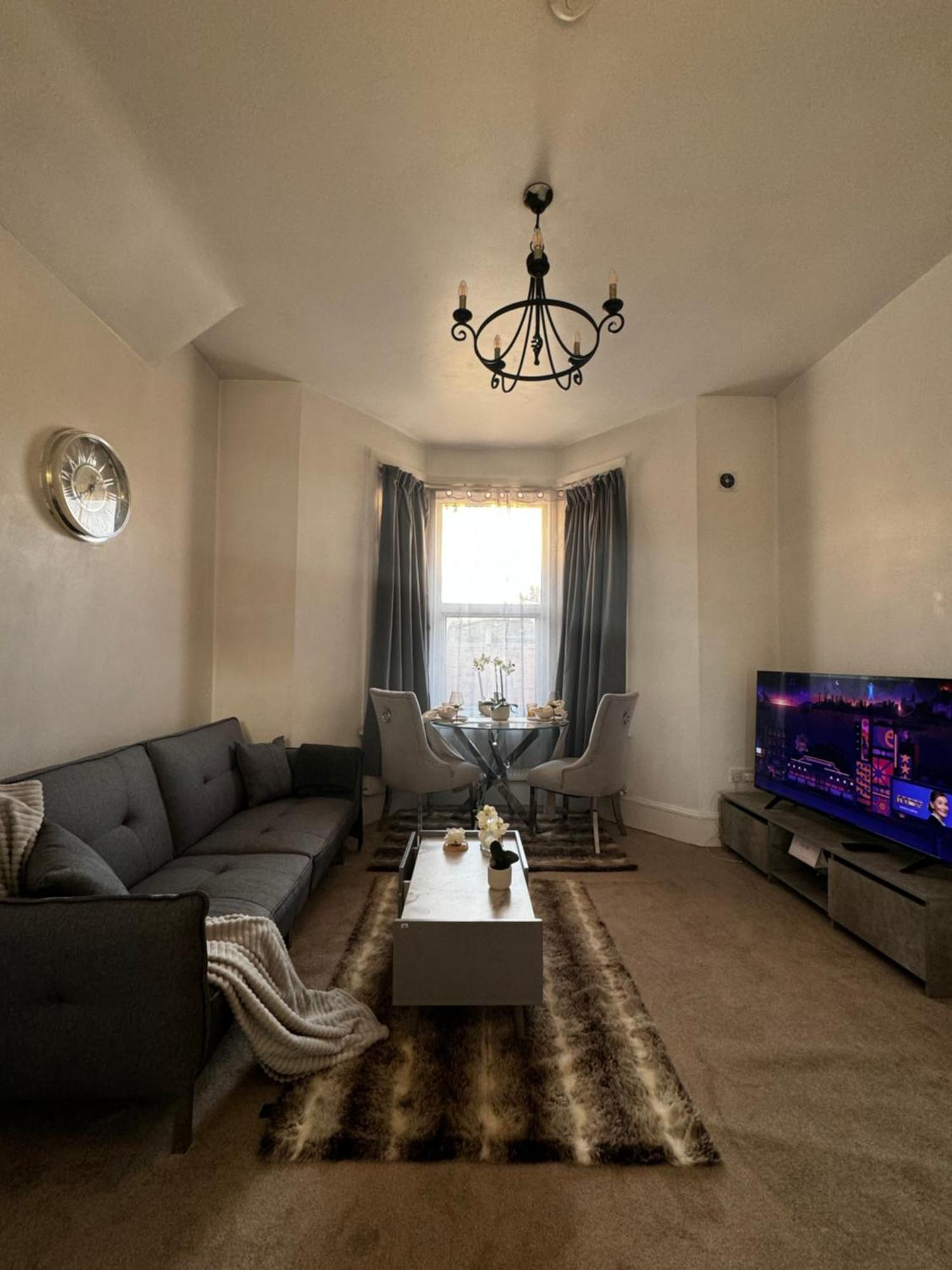 ロンドンEntire 1Bed Stratford Westfieldアパートメント エクステリア 写真
