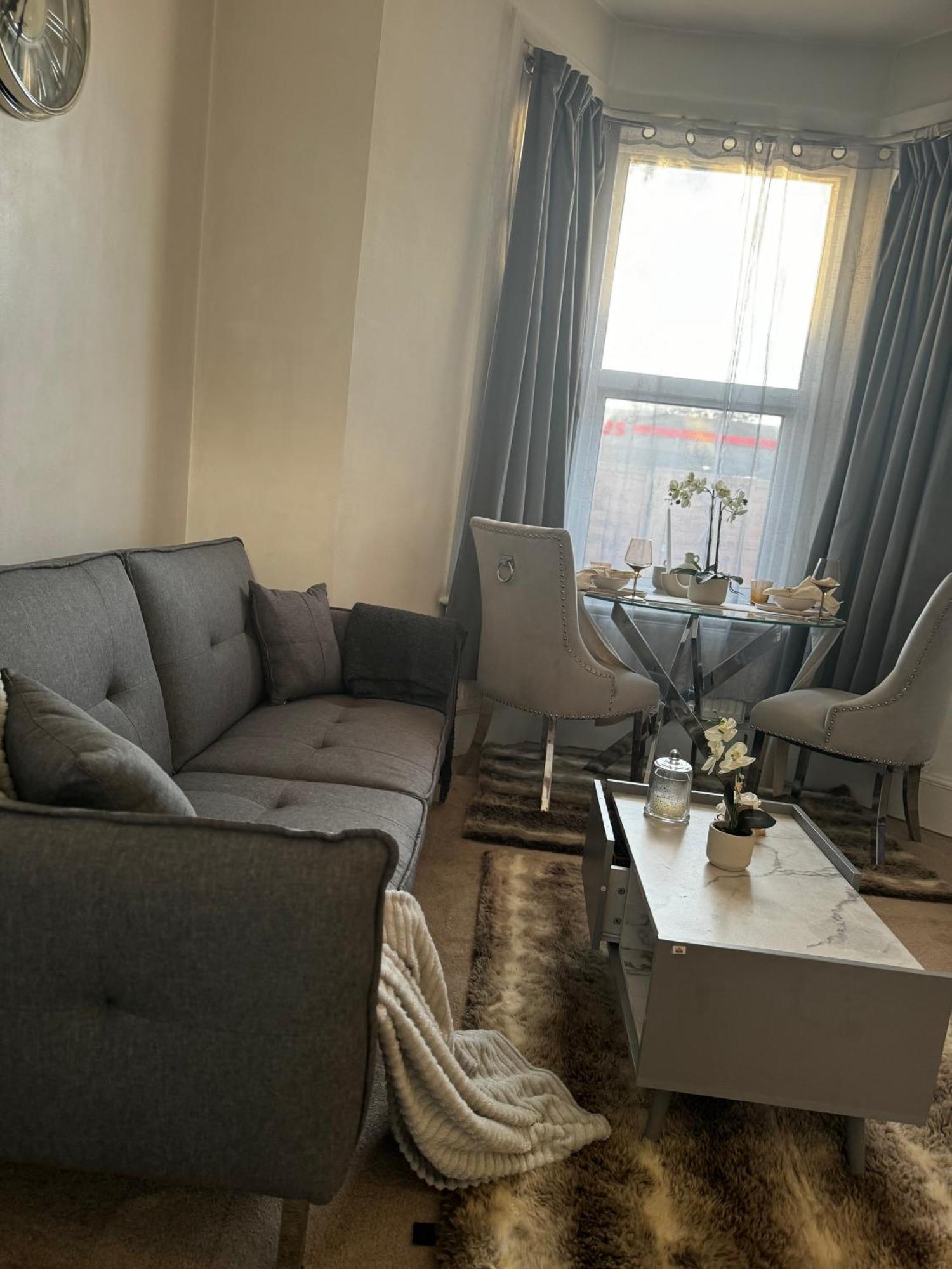ロンドンEntire 1Bed Stratford Westfieldアパートメント エクステリア 写真