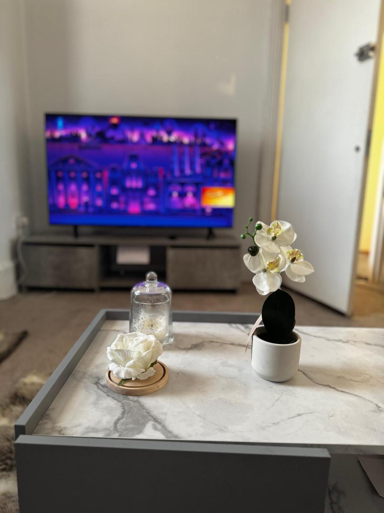 ロンドンEntire 1Bed Stratford Westfieldアパートメント エクステリア 写真